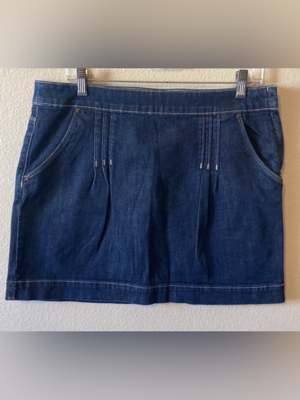 ELLE Denim Mini Skirt 6 pockets!